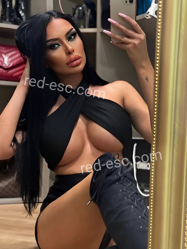 ЕВА VIP — Тим